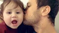بوسه عاشقانه شاهرخ استخری + عکس