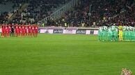 دختر پرسپولیسی در ورزشگاه لو رفت!